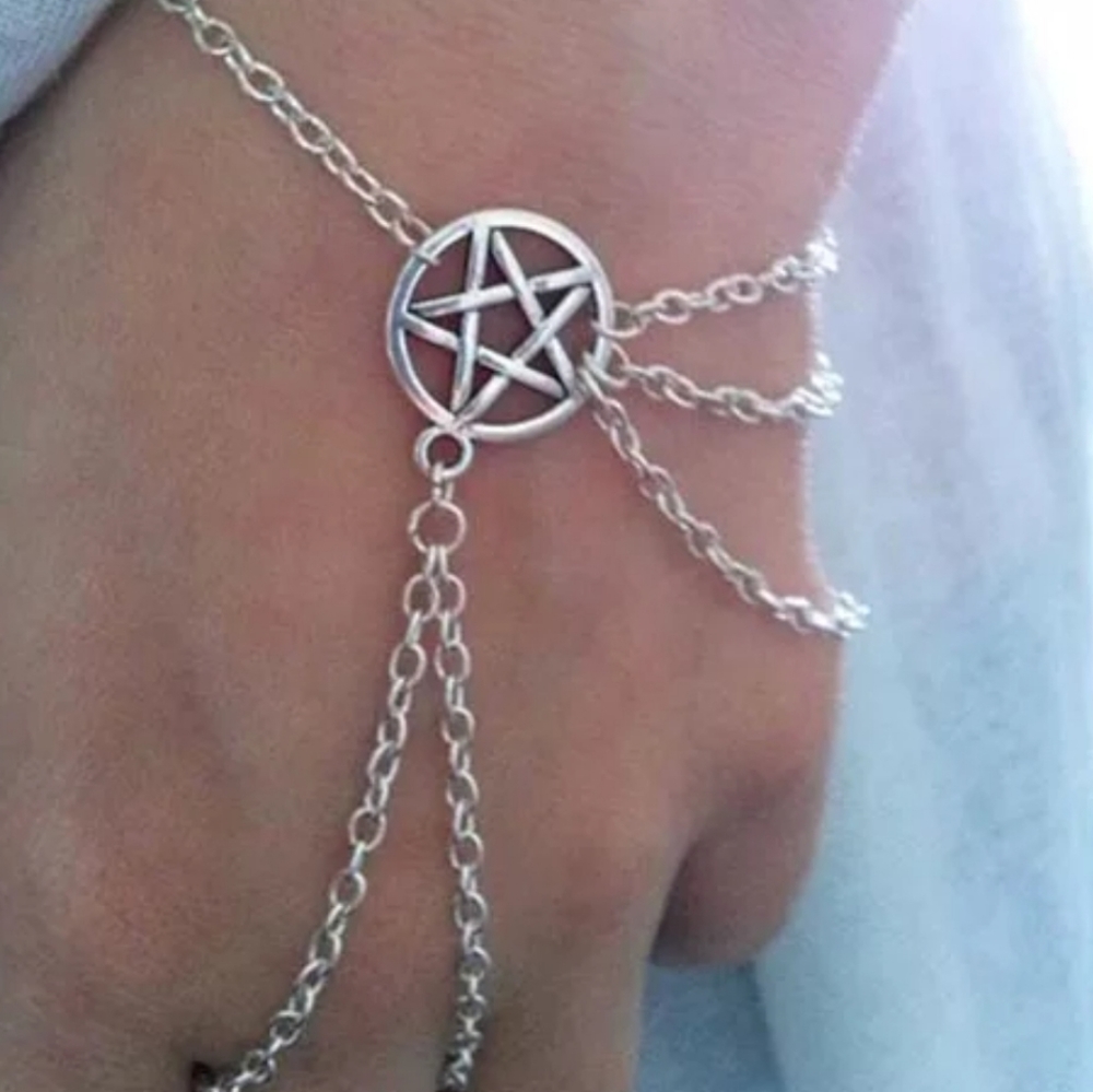 *Roro* Pentacle Attached Bracelet - Picture 2 of 5